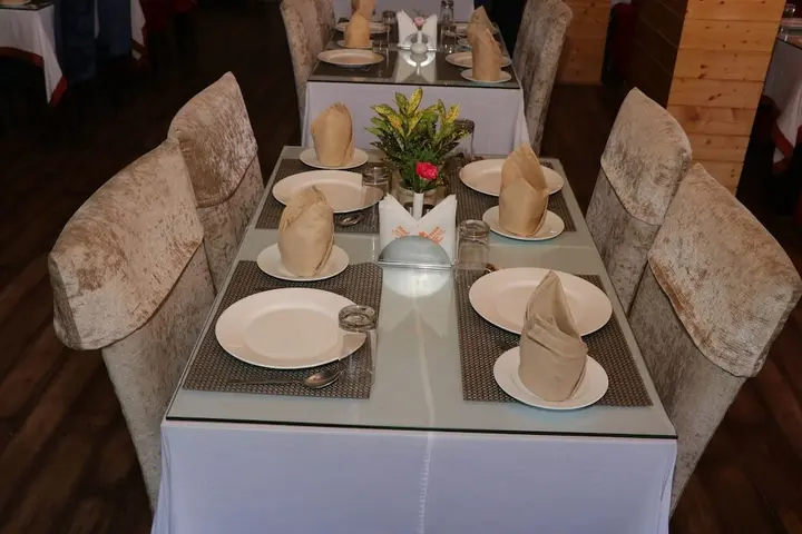 Куфри: Maple Resort Chail
