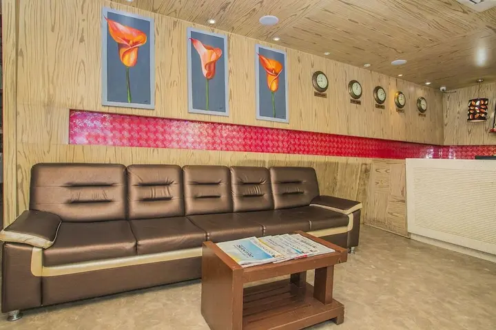 Бангалор: R D Suites A Business Hotel
