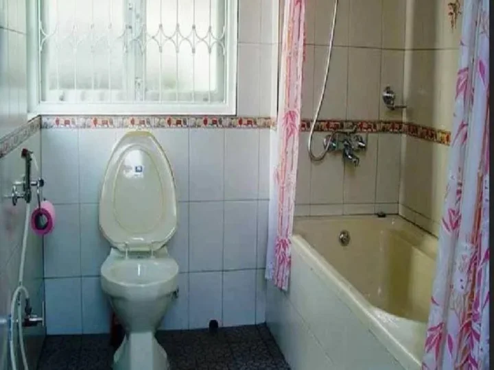 Агра: The National Guest House