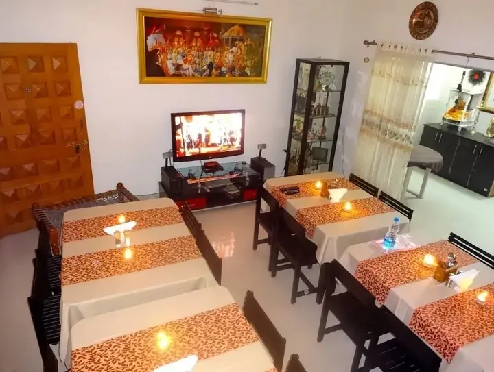 Нашик: Teerth Villa
