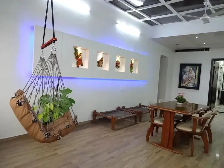 Нашик: Teerth Villa