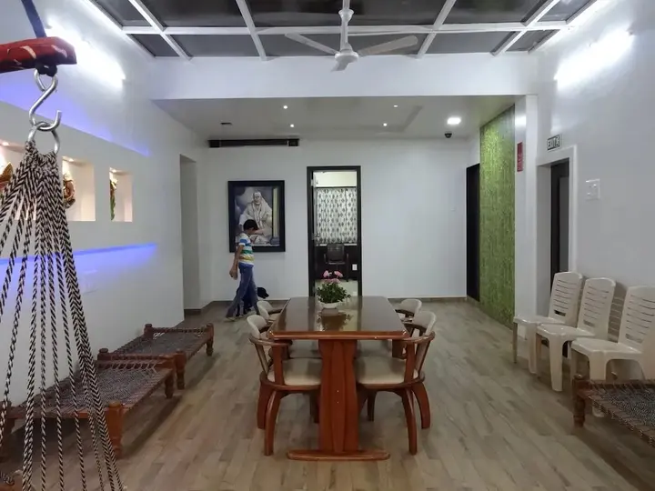 Нашик: Teerth Villa