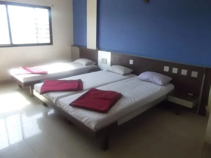 Ранжангаон: Hotel Shivalin