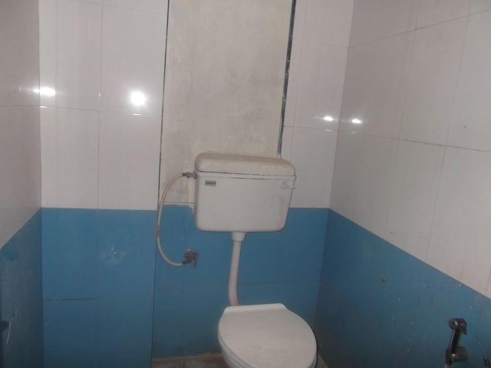 Ранжангаон: Hotel Shivalin