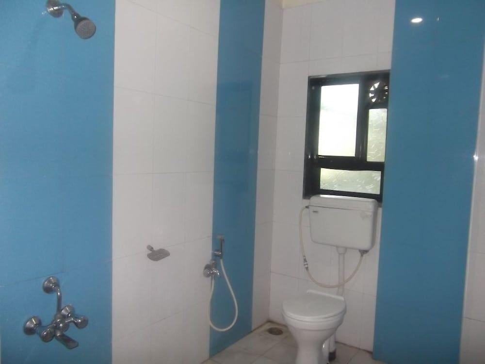 Ранжангаон: Hotel Shivalin