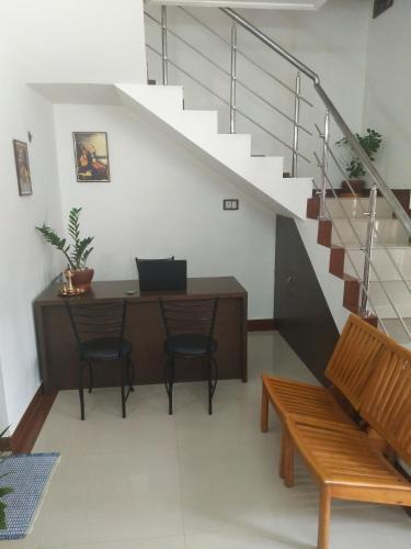 Коччи: Queens Haven Home Stay