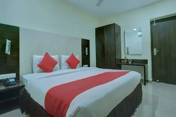 Бахадургарх: Motel Gajraj Continental by OYO Rooms