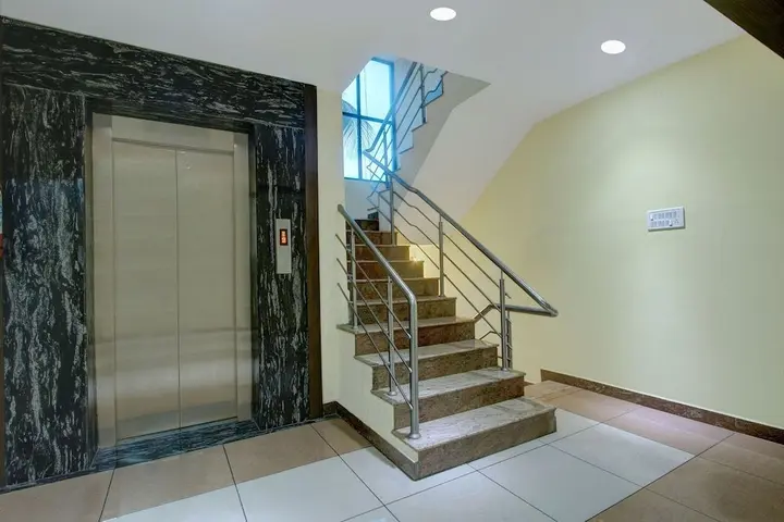Бахадургарх: Motel Gajraj Continental by OYO Rooms