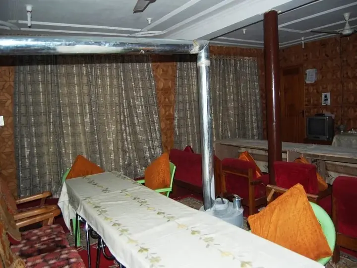 Шринагар: Hotel Purple Amethyst
