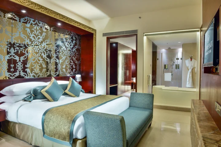 Ахмедабад: Crowne Plaza Ahmedabad City Centre by IHG