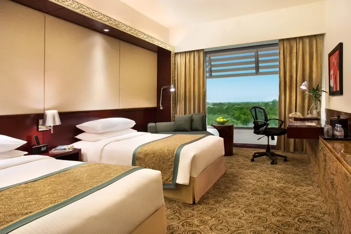 Ахмедабад: Crowne Plaza Ahmedabad City Centre by IHG