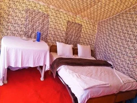 Спангмик: Wonderland Camps