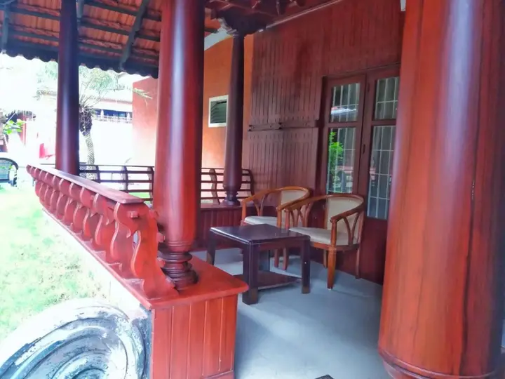 Варкала: Anamika Ayurvedic Heritage