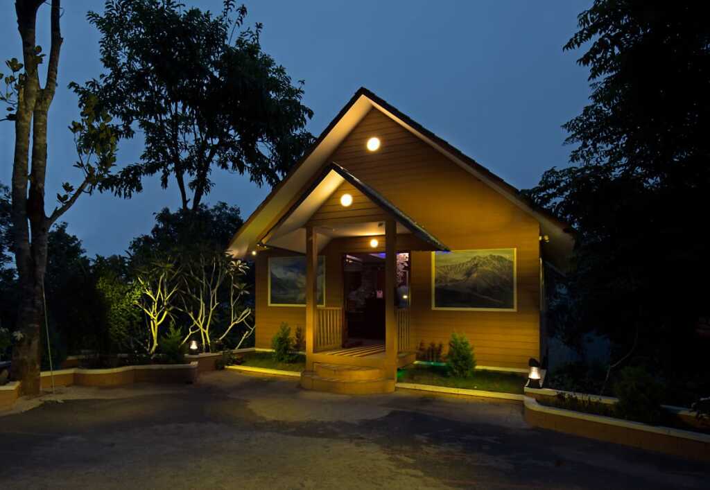 Муннар: Отель Camellia and Elettaria the Twin Resorts