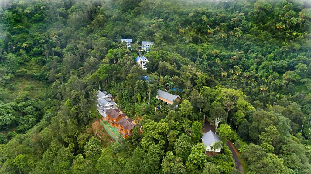 Муннар: Отель Camellia and Elettaria the Twin Resorts