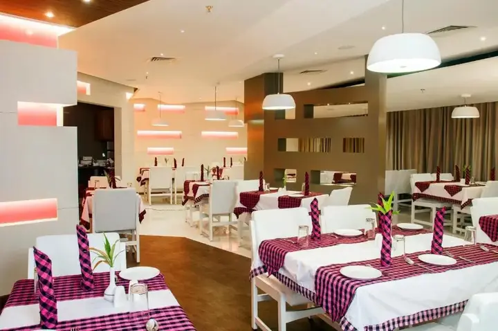 Перумал Ковил Пати: Hotel Indraprastha