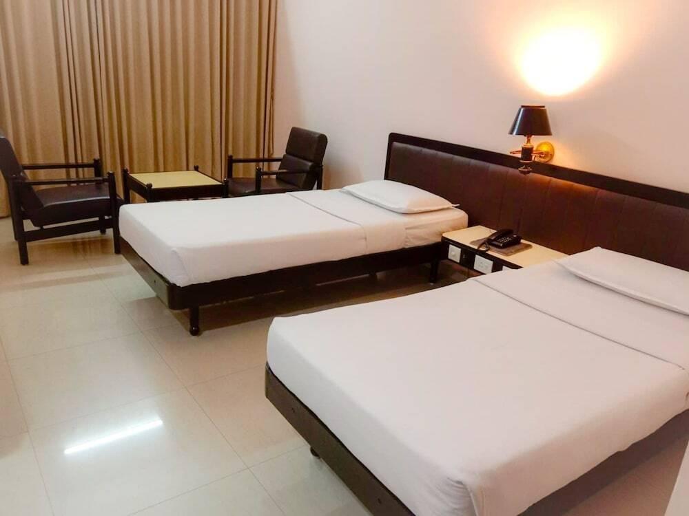 Перумал Ковил Пати: Hotel Indraprastha