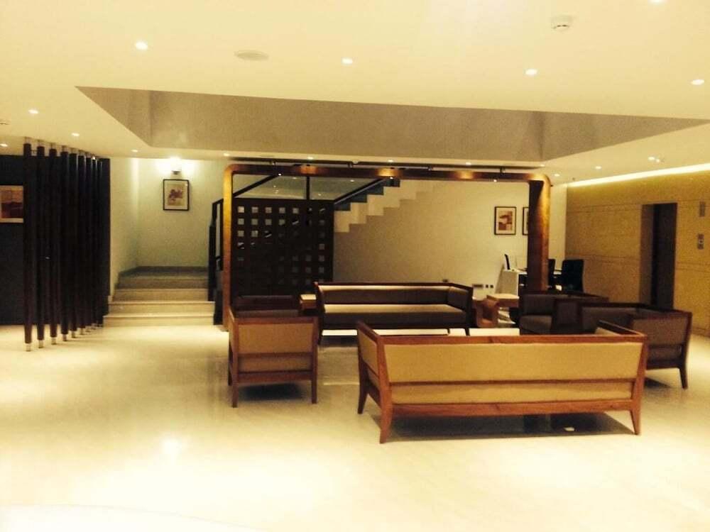 Перумал Ковил Пати: Hotel Indraprastha