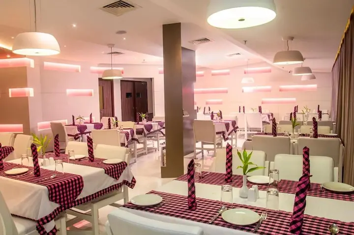 Перумал Ковил Пати: Hotel Indraprastha