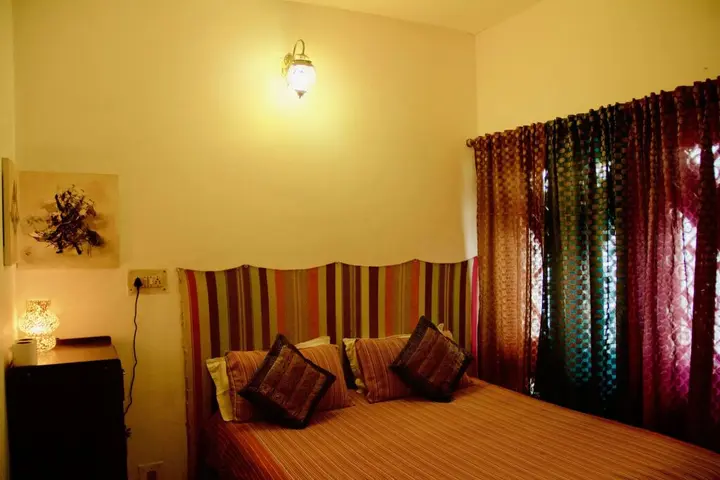 Варанаси: goSTOPS Lite Varanasi