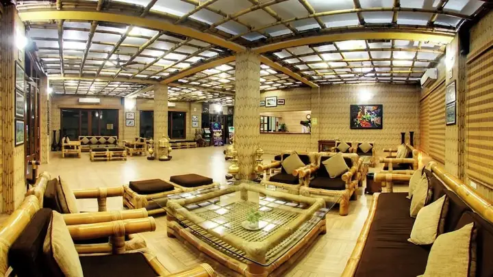 Кохора: Resort Borgos