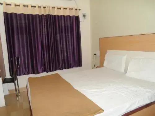 Тирупати: Hotel Pasuparthy Residency