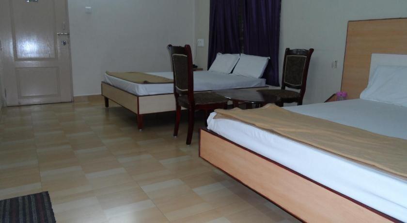 Тирупати: Hotel Pasuparthy Residency