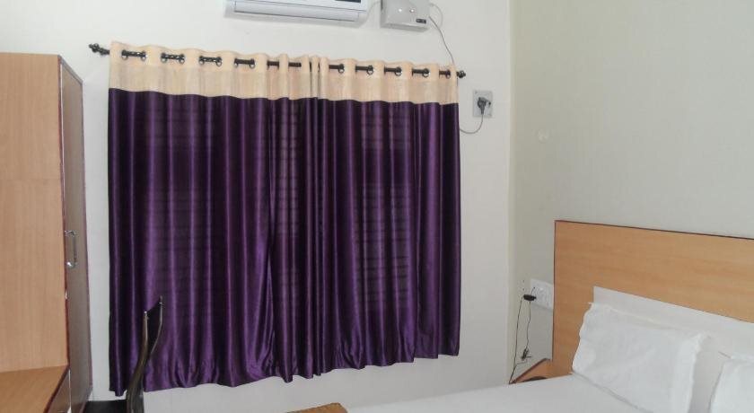 Тирупати: Hotel Pasuparthy Residency