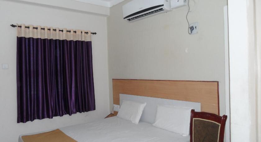 Тирупати: Hotel Pasuparthy Residency