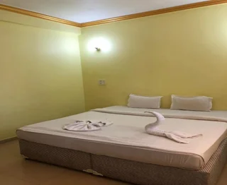 Арамбол: Hotel El-Paso