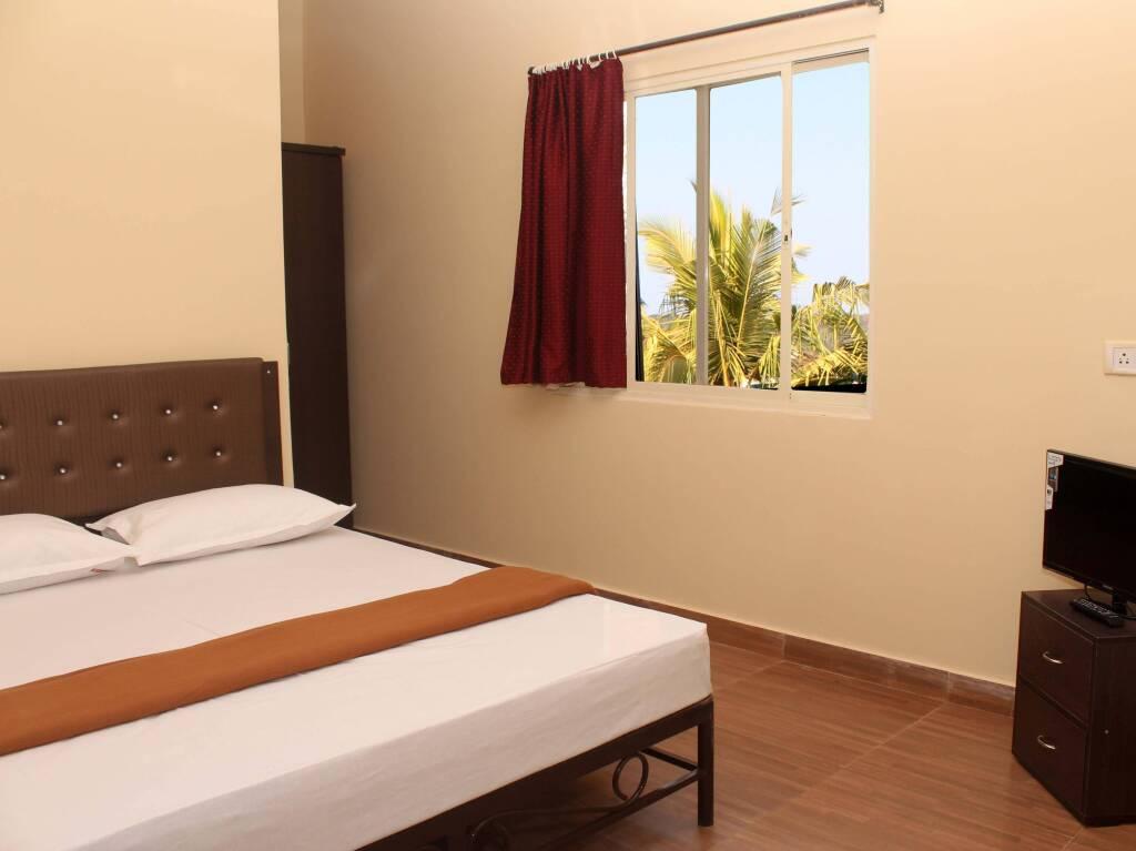 Бага: Amoura Guest House