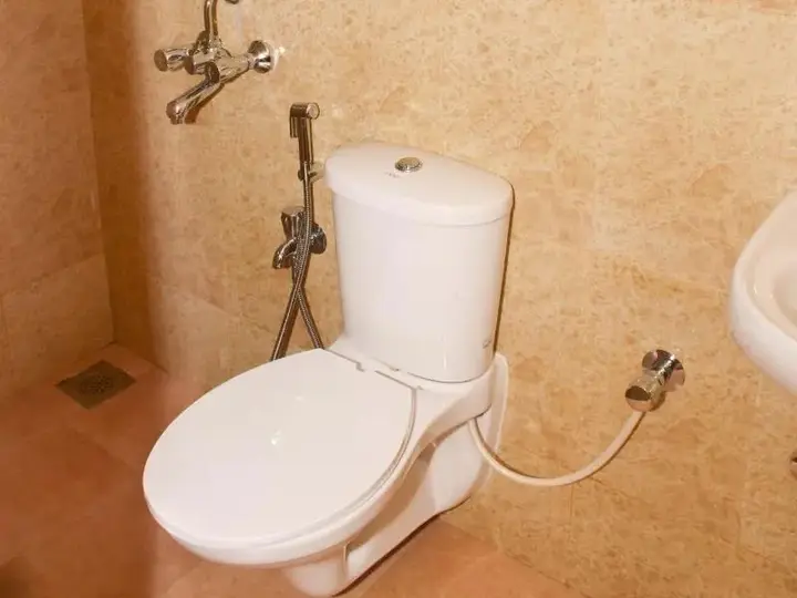 Бага: Amoura Guest House