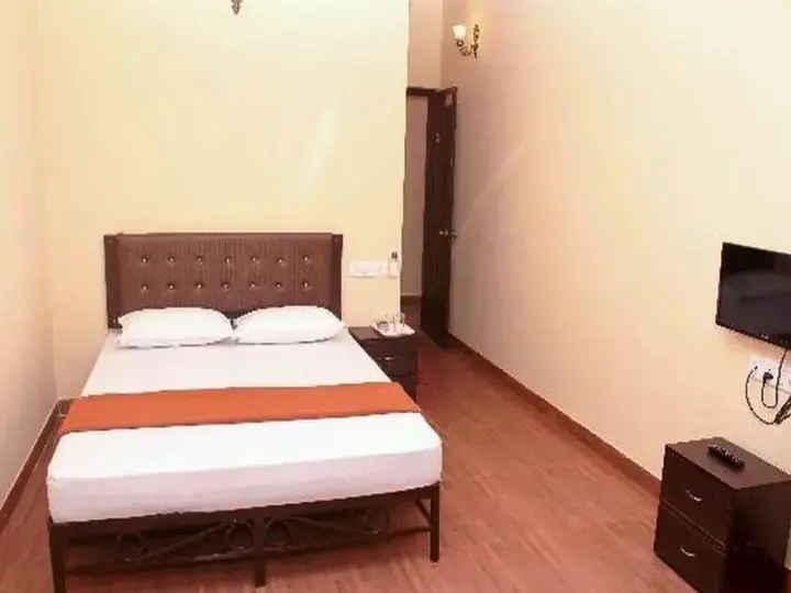 Amoura Guest House — фото 1