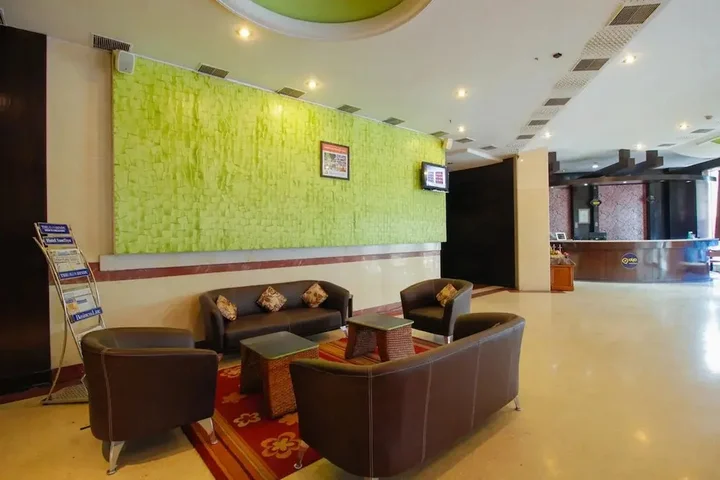 Хидерабад: Sandhya Hotel