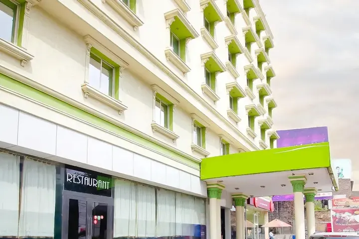 Хидерабад: Sandhya Hotel