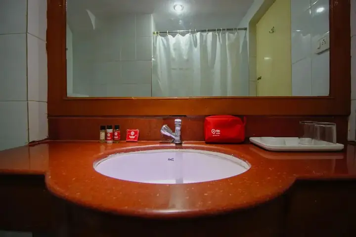 Хидерабад: Sandhya Hotel