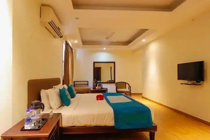 Хидерабад: Sandhya Hotel
