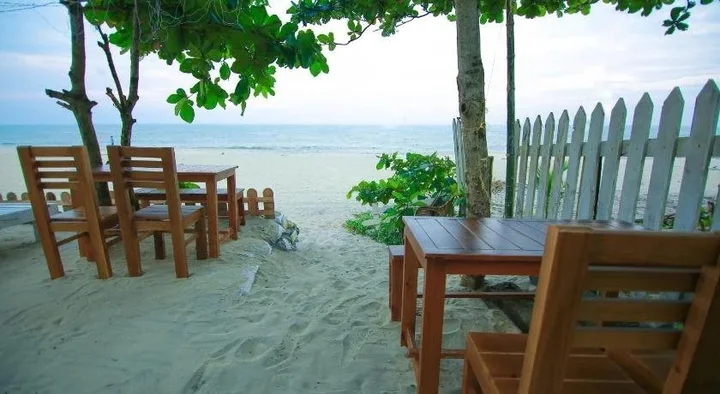 Аллеппи: Shalom Beach Residency