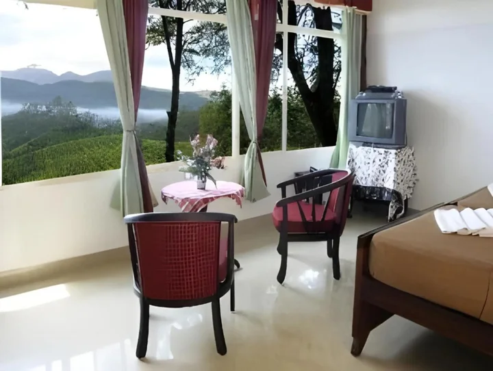 Муннар: Munnar Estate Residency