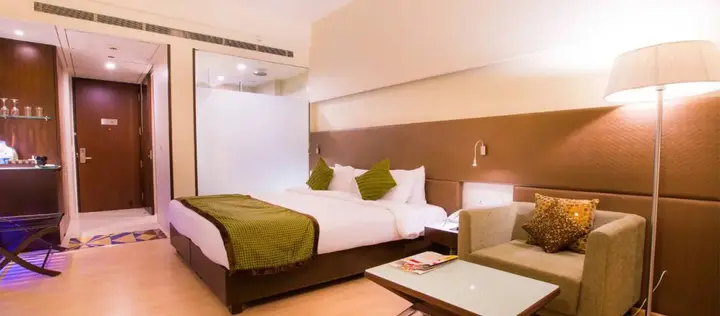 Пимпри-Чинчвад: Regenta Central Grand Exotica Pune