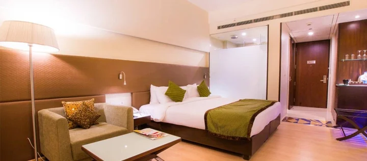 Пимпри-Чинчвад: Regenta Central Grand Exotica Pune