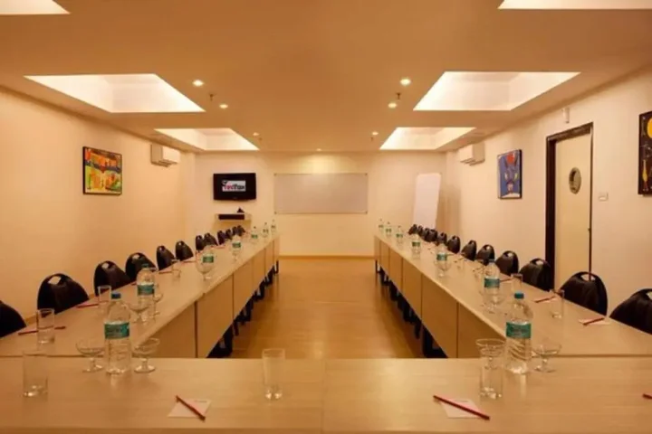 Чандигарх: Red Fox Hotel Chandigarh