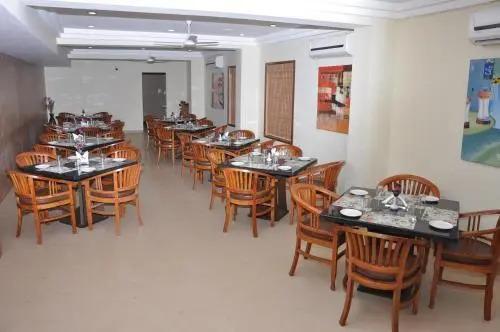 Соманур: Hotel Rithanns A Business Class