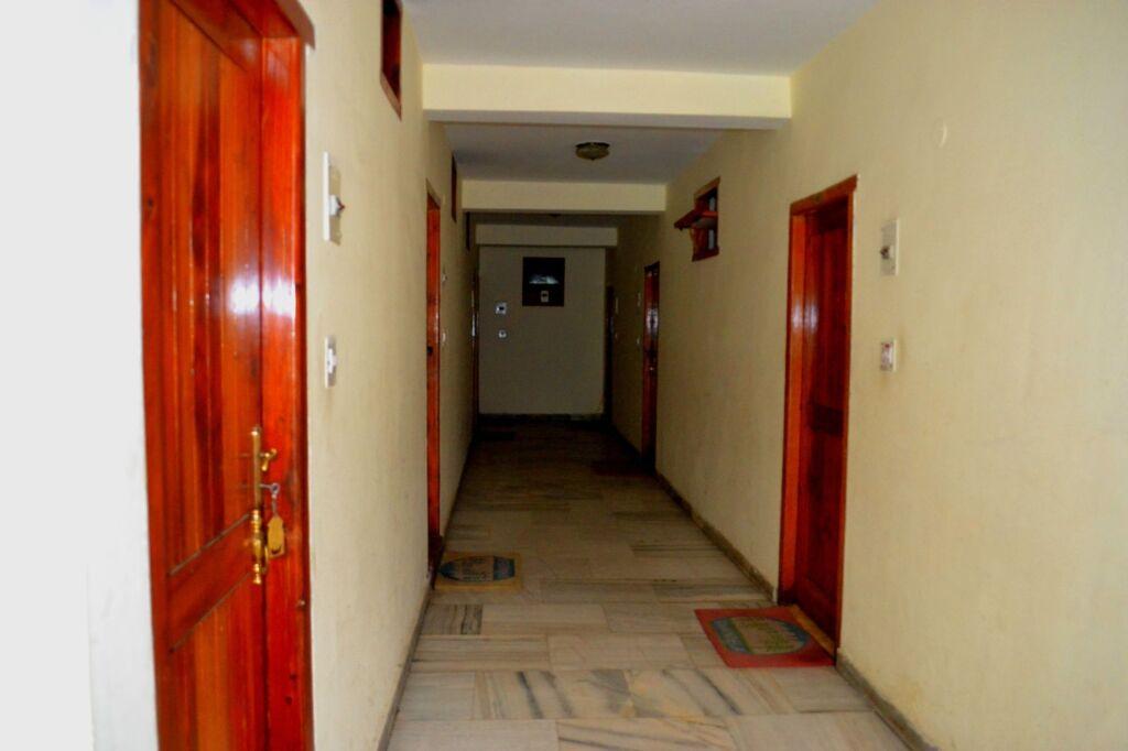 Манали: CS Shhandella Hotel