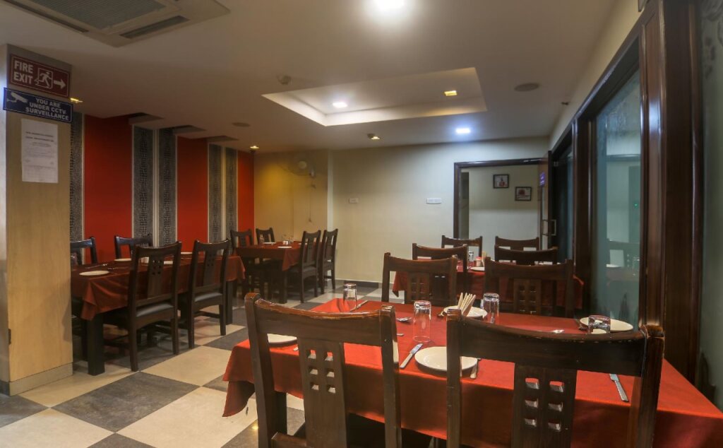 Гувахати: Hotel Brahmaputra Residency