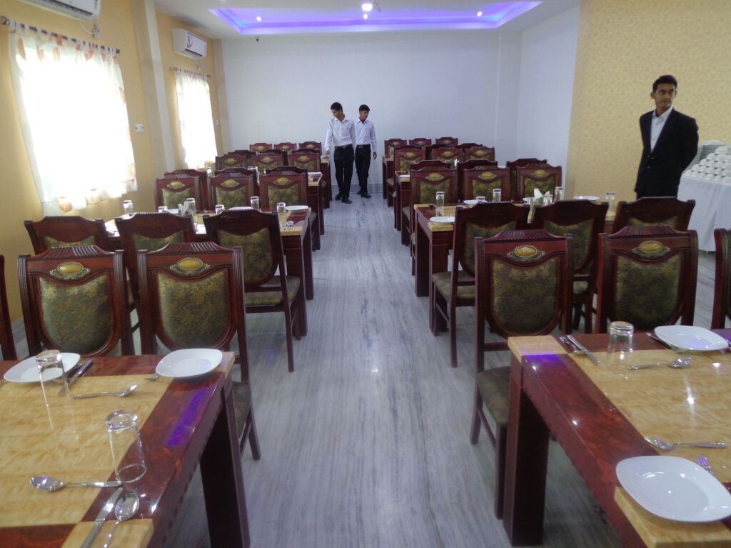 Бодх-Гая: Hotel R. K. Palace