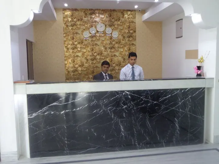 Бодх-Гая: Hotel R. K. Palace
