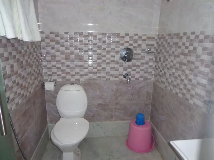 Бодх-Гая: Hotel R. K. Palace