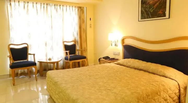 Пуна: The Ambassador Hotel
