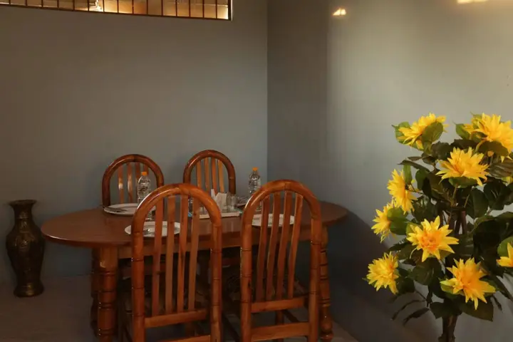 Chikkajala: Ample Inn